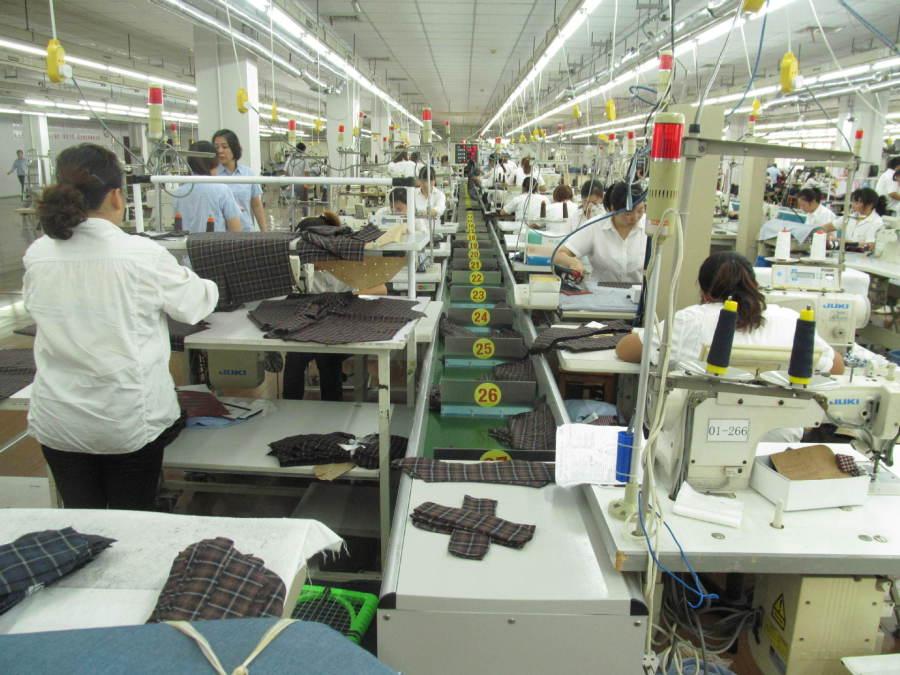 流水線上的代際更迭 為何年輕小伙遠(yuǎn)離工廠，機(jī)械電子行業(yè)面臨新挑戰(zhàn)